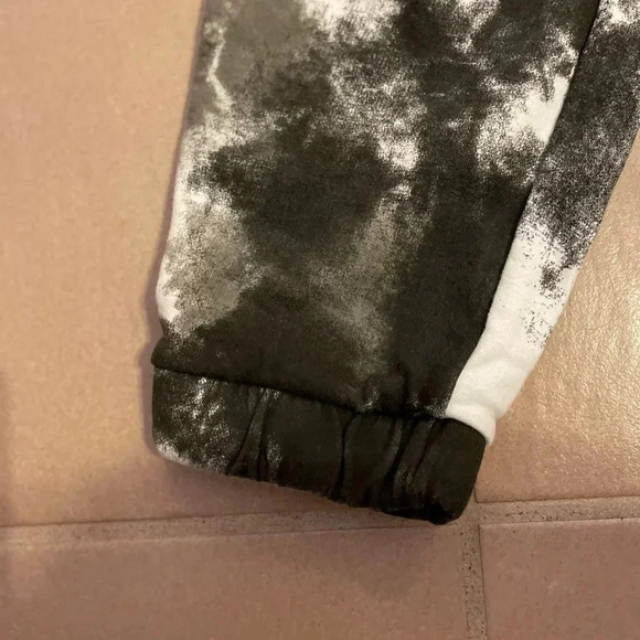 ZELLA BLACK AND WHITE TIE DYE JOGGER SWEATPANTS SIZE XTRA SMALL - Picture 13 of 13